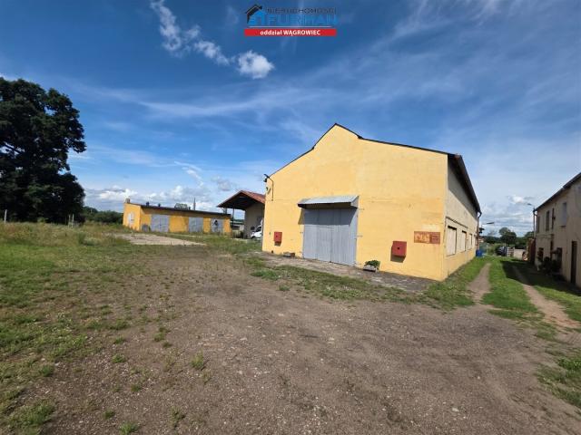 Komercyjne na sprzedaż w Szamocin, Wielkopolskie