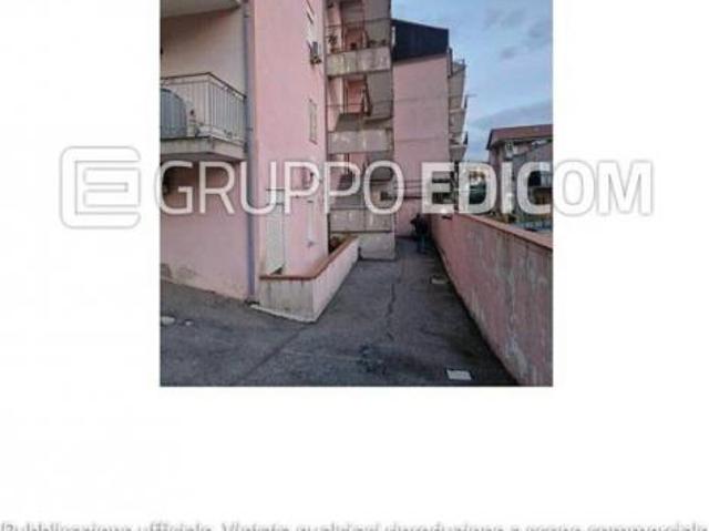 Capannone in vendita a Messina, Sicilia