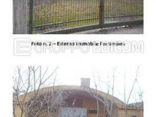 Capannone in vendita a Ferrandina, Basilicata