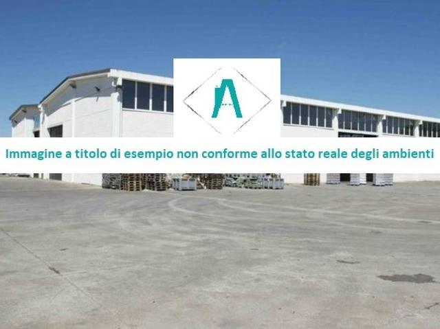 Capannone in vendita a Centro Ovest, Serra Riccò