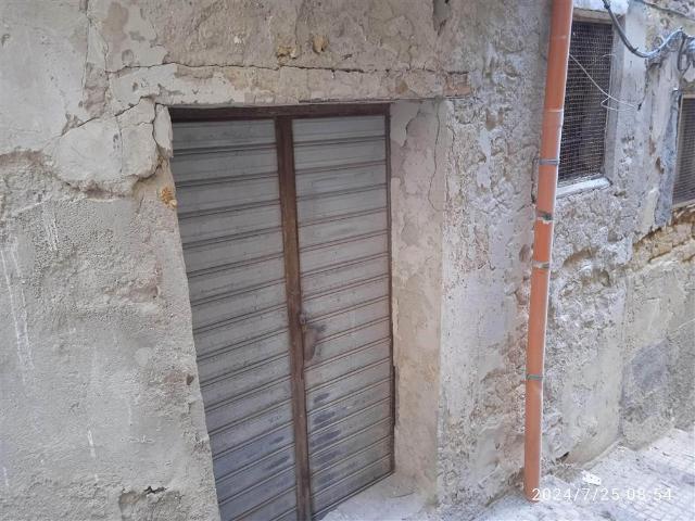 Capannone in vendita a Agrigento, Sicilia