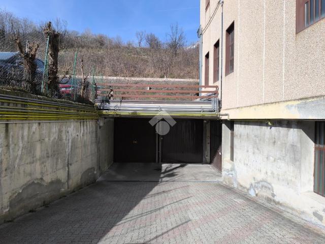 Capannone in affitto a Busseyaz, Aosta