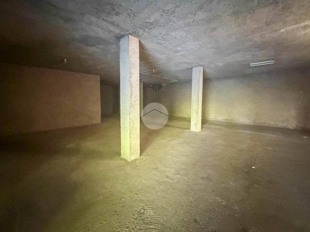 Capannone in affitto a Zona Est, Brescia