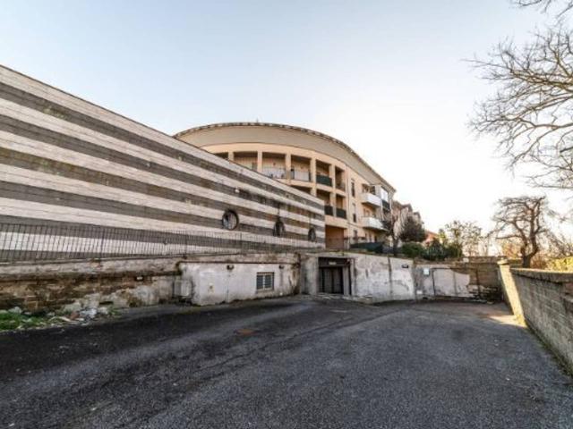 Capannone in affitto a Bracciano Due, Roma Capitale