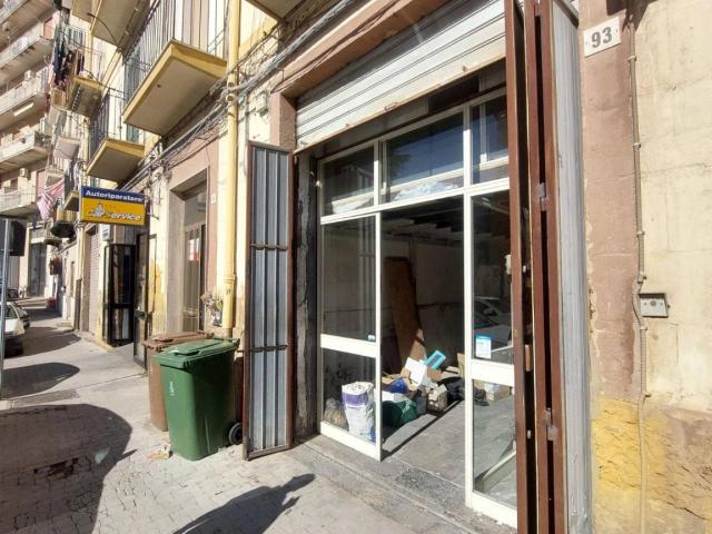 Capannone in affitto a Caltanissetta, Quartiere Provvidenza