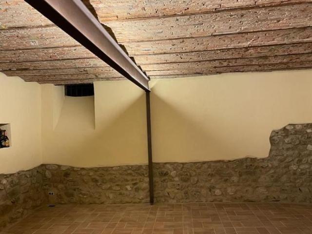 Capannone in affitto a Cava, Caprino Bergamasco