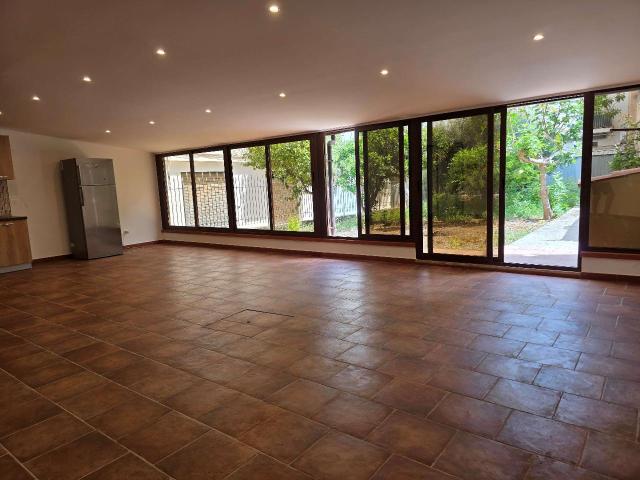 Capannone in affitto a Carini, Palermo