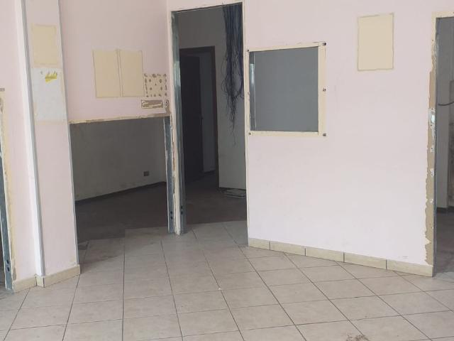 Capannone in affitto a Unione dei Comuni Circondario dell'Empolese Valdelsa, Castelfiorentino