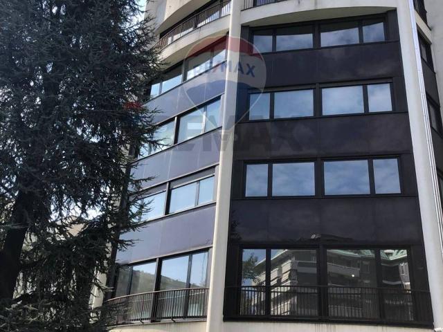 Capannone in affitto a Zona Omogenea Milano Nord, Cinisello Balsamo