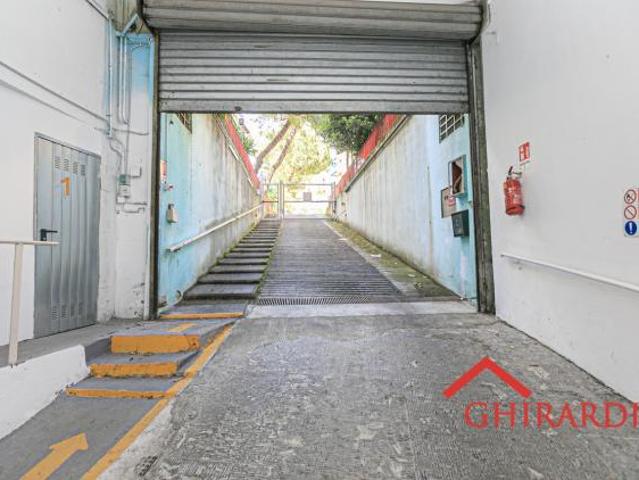 Capannone in affitto a Genova