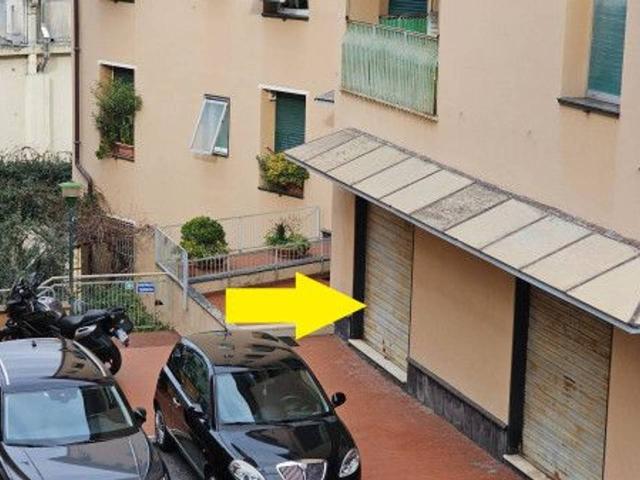 Capannone in affitto a Levante, Serra Riccò