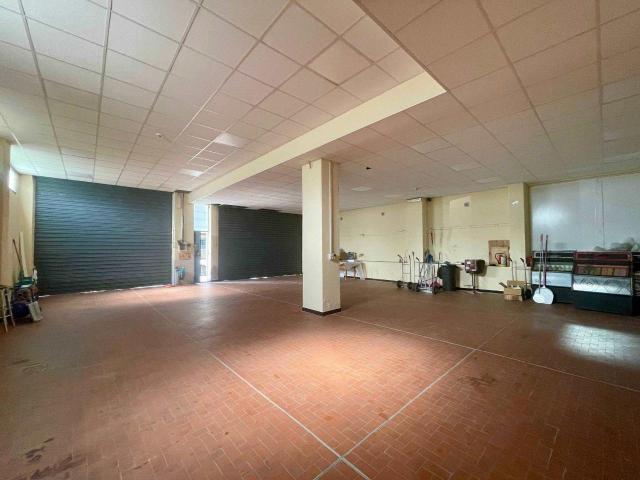 Capannone in affitto a Apparizione, Genova