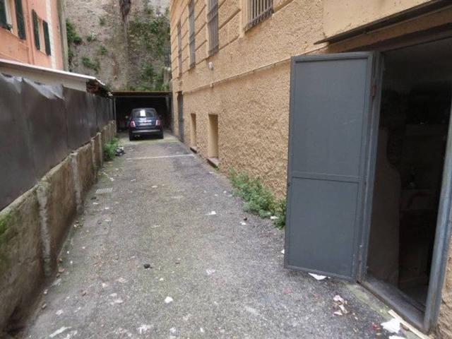 Capannone in affitto a Centro Est, Serra Riccò