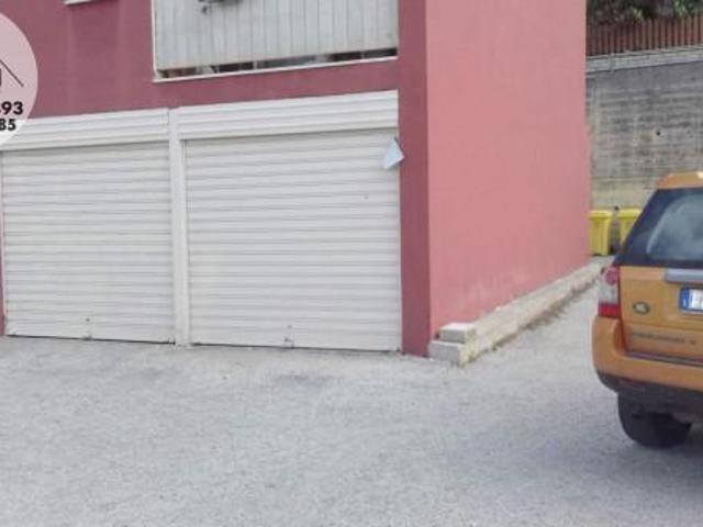 Capannone in affitto a Tornimparte, Abruzzo