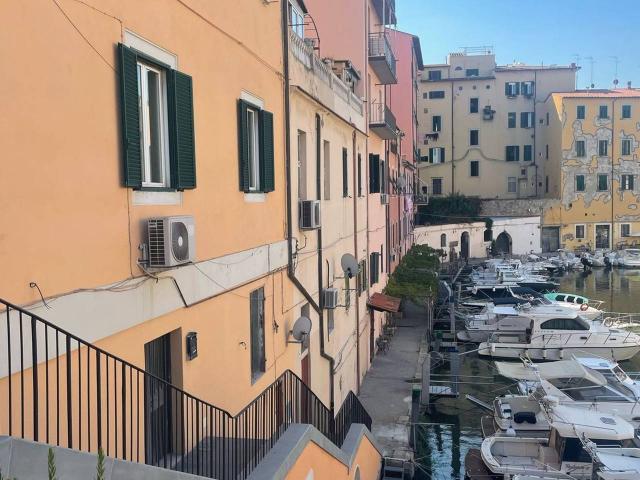 Capannone in affitto a Livorno, Toscana