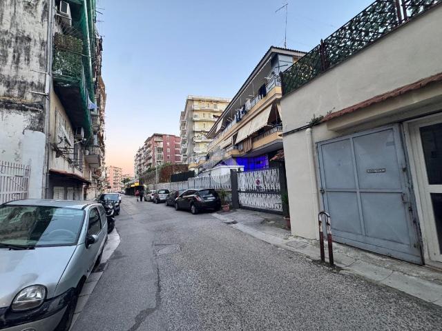 Capannone in affitto a Marano Di Napoli, Campania