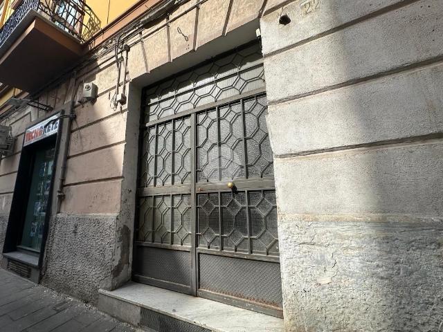 Capannone in affitto a Municipalità 2, Campania