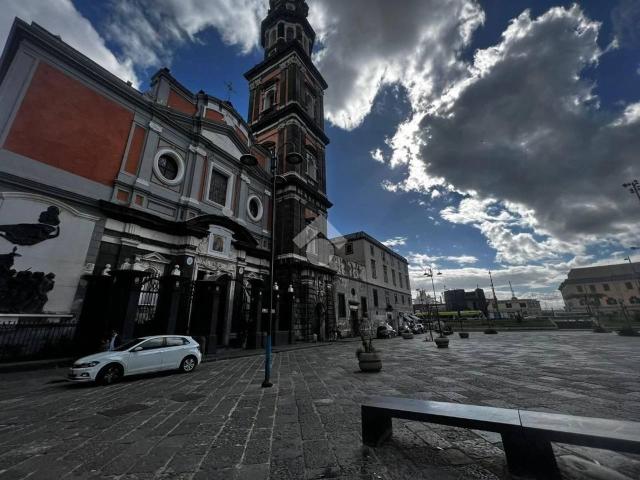 Capannone in affitto a Municipalità 2, Mercato