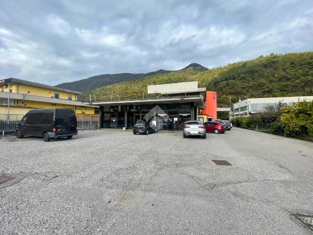Capannone in affitto a Comunità montana della Valle Sabbia, Roè Volciano