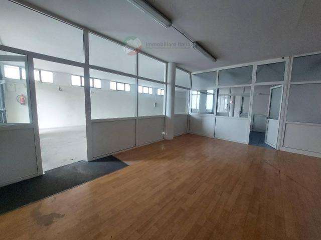 Capannone in affitto a San Giovanni In Marignano, Reggio Emilia