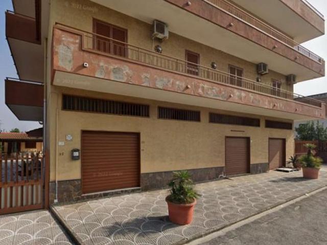 Capannone in affitto a Sant'anastasia, Campania