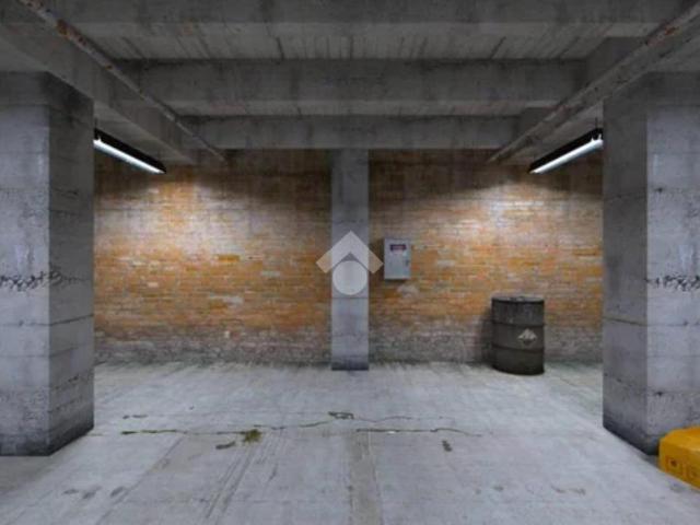 Capannone in affitto a Sarnico, Lombardia
