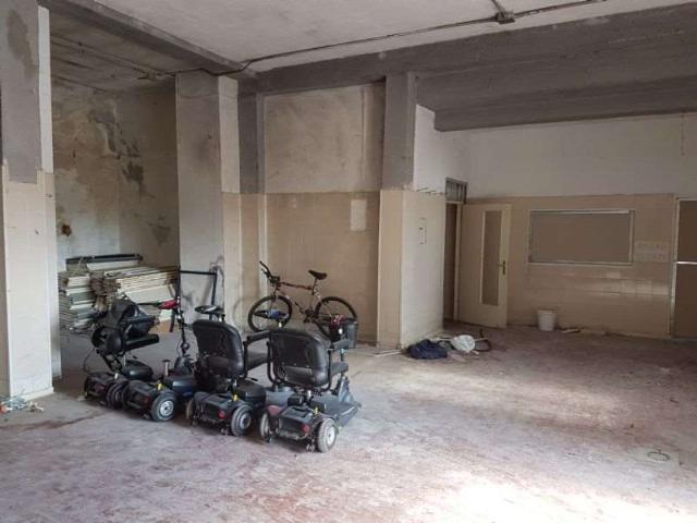 Locale Commerciale in affitto a Spoleto, Perugia