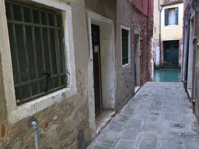 Capannone in affitto a Venezia-Murano-Burano, Venezia