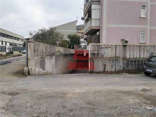 Capannone in affitto a Villabate, Palermo