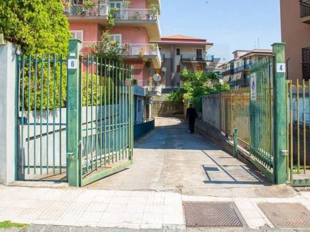 Capannone in vendita a Acireale, Sicilia