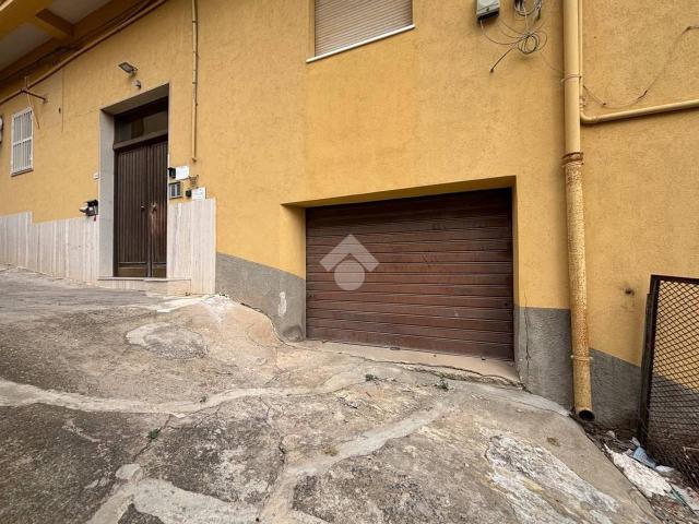 Capannone in vendita a Sottogas, Agrigento