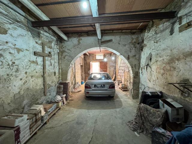 Capannone in vendita a Sottogas, Agrigento