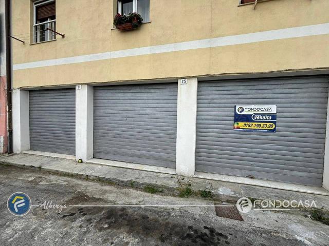 Capannone in vendita a Albenga, Liguria