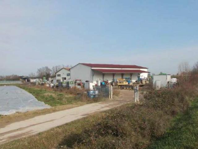Locale Commerciale in vendita a Albignasego