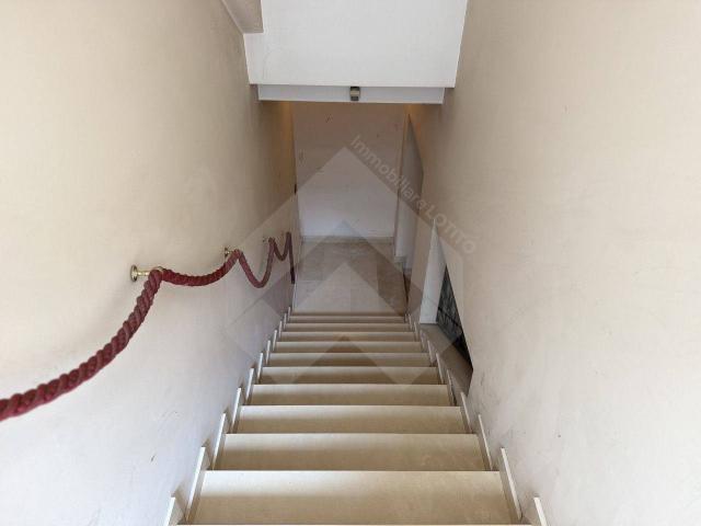 Capannone in vendita a Puglia, Barletta-andria-trani
