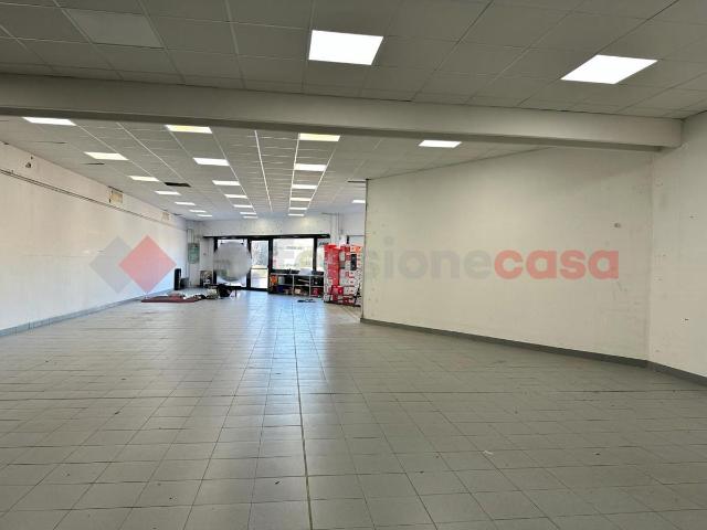 Capannone in vendita a San Leo, Palazzo Del Pero