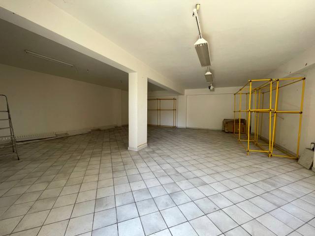 Capannone in vendita a Ariano Irpino, Campania