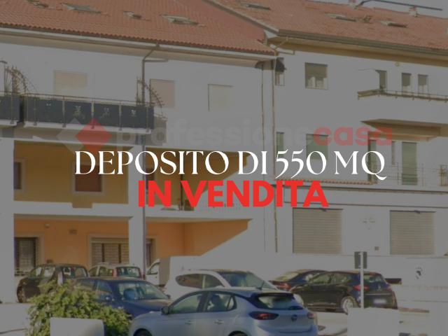 Capannone in vendita a Avezzano, Abruzzo