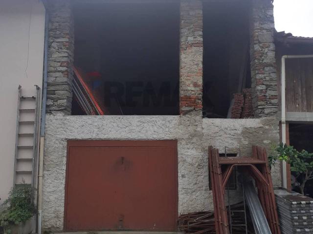 Capannone in vendita a Bregano, Lombardia