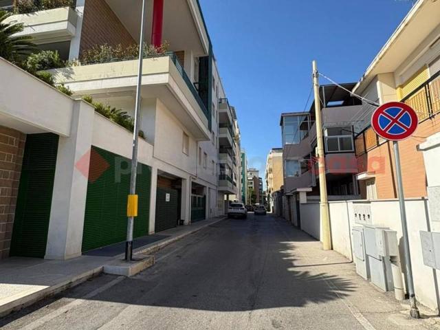 Capannone in vendita a Municipio 3, Puglia