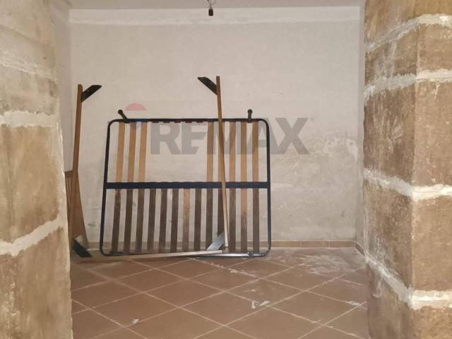 Capannone in vendita a Canalotto, Caltagirone