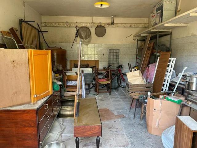 Capannone in vendita a Caltanissetta, Sicilia