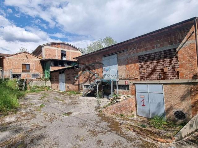 Capannone in vendita a Camigliano, Capannori