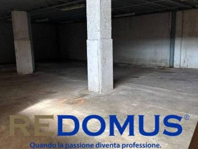 Capannone in vendita a Casalnuovo di Napoli, Napoli