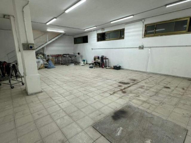 Capannone in vendita a Casavatore, Campania