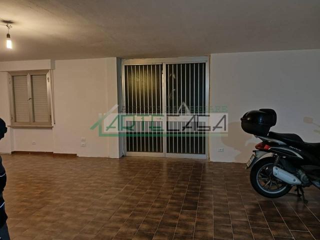 Capannone in vendita a San Benedetto, Cascina