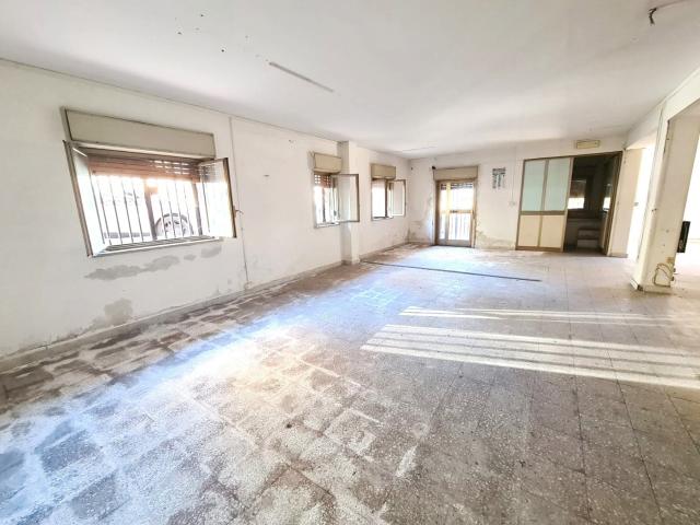 Capannone in vendita a San Giovanni Galermo-Trappeto-Cibali, Catania