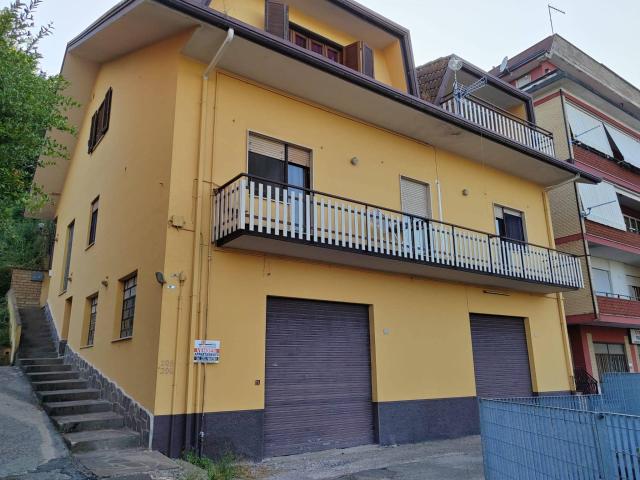 Capannone in vendita a Ceccano, Lazio