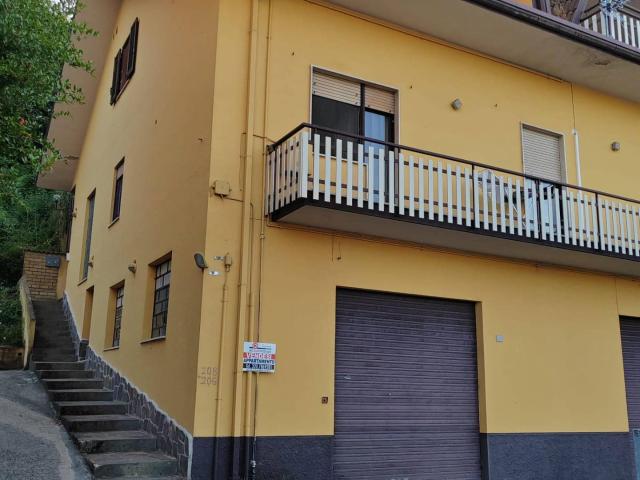 Capannone in vendita a Ceccano, Lazio