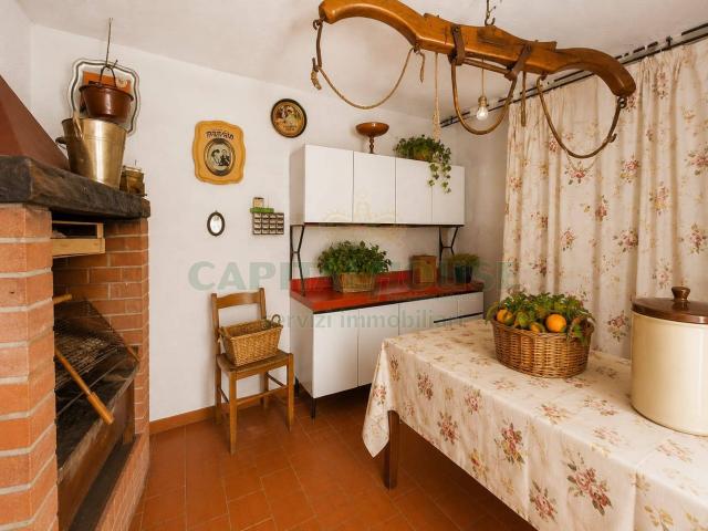 Capannone in vendita a Unione dei Comuni Circondario dell'Empolese Valdelsa, Lucardo